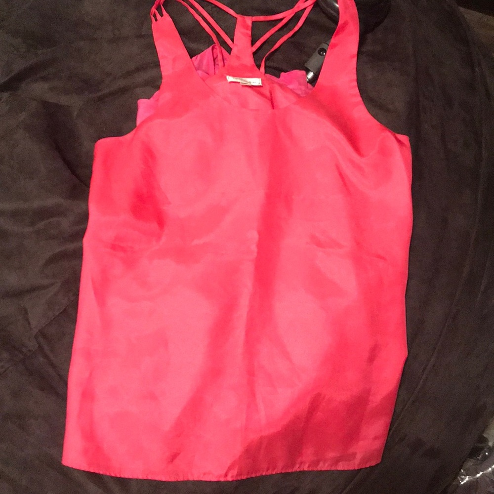 Hot pink sleeveless shirt xs